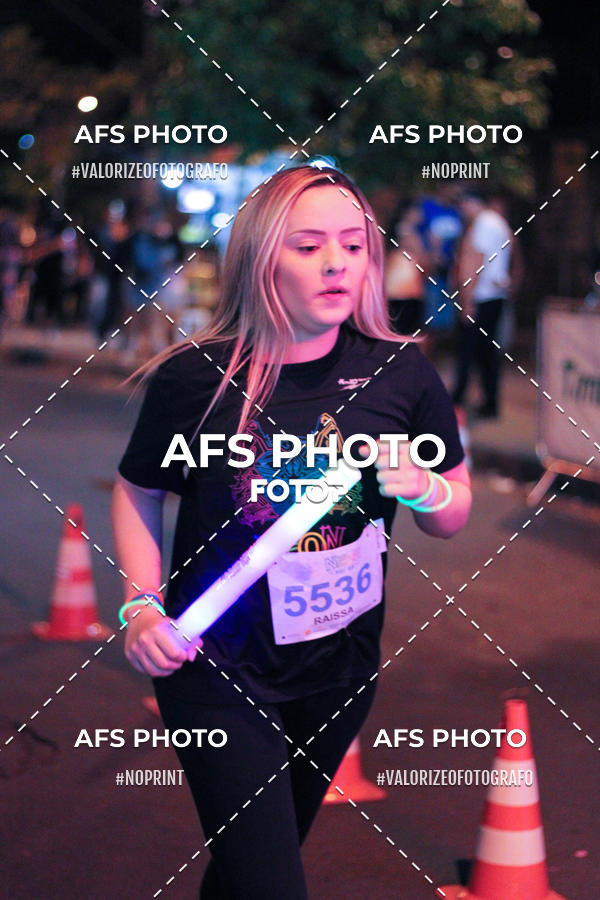 Buy your photos of the eventNeon Night Run 2019 - Belo Horizonte on Fotop