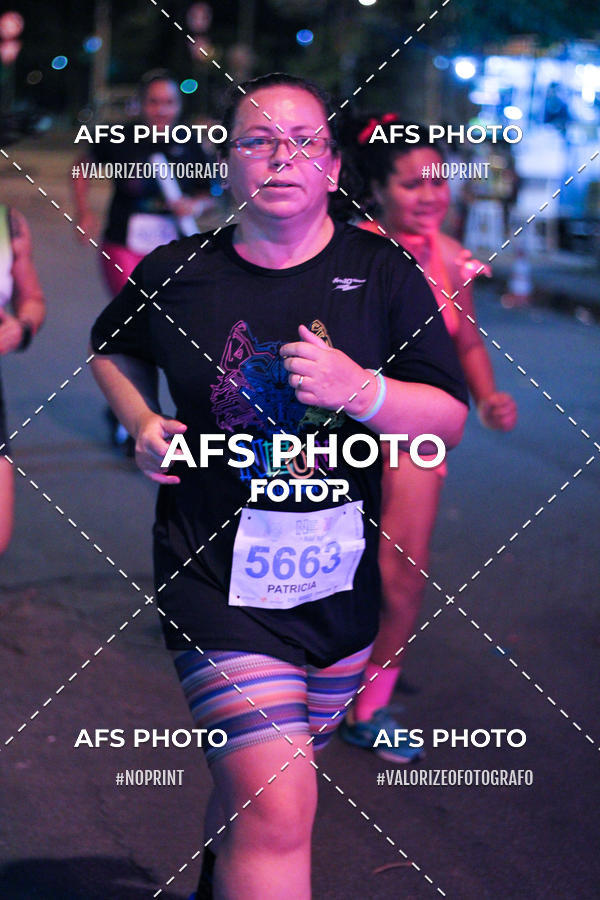 Buy your photos of the eventNeon Night Run 2019 - Belo Horizonte on Fotop