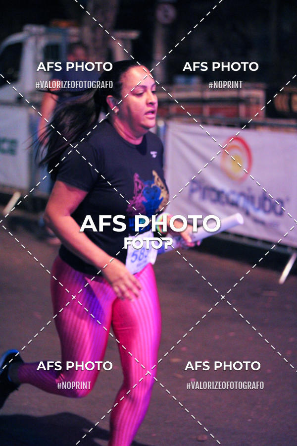 Buy your photos of the eventNeon Night Run 2019 - Belo Horizonte on Fotop