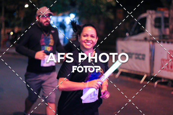 Buy your photos of the eventNeon Night Run 2019 - Belo Horizonte on Fotop