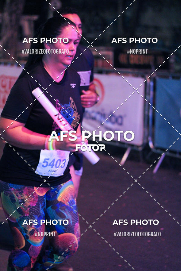 Buy your photos of the eventNeon Night Run 2019 - Belo Horizonte on Fotop