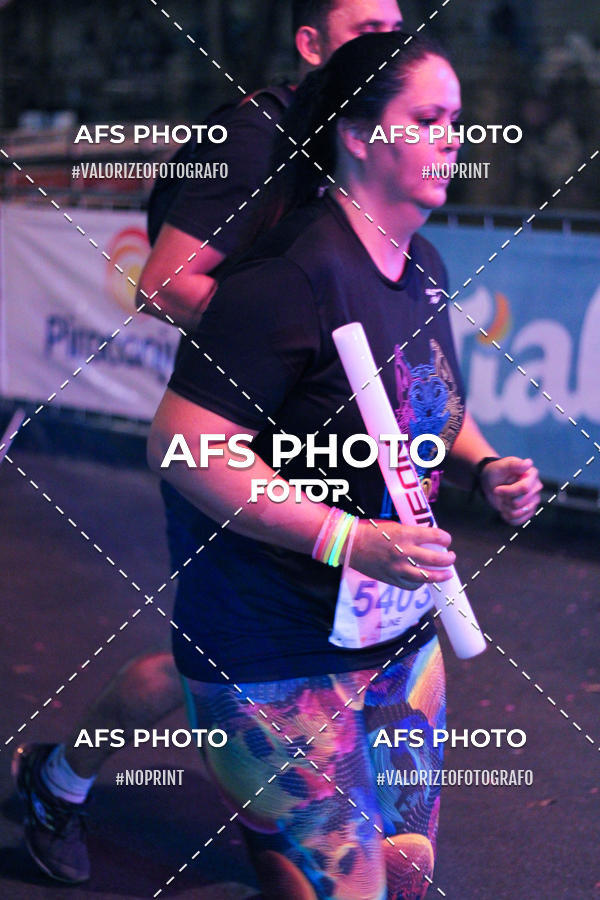 Buy your photos of the eventNeon Night Run 2019 - Belo Horizonte on Fotop