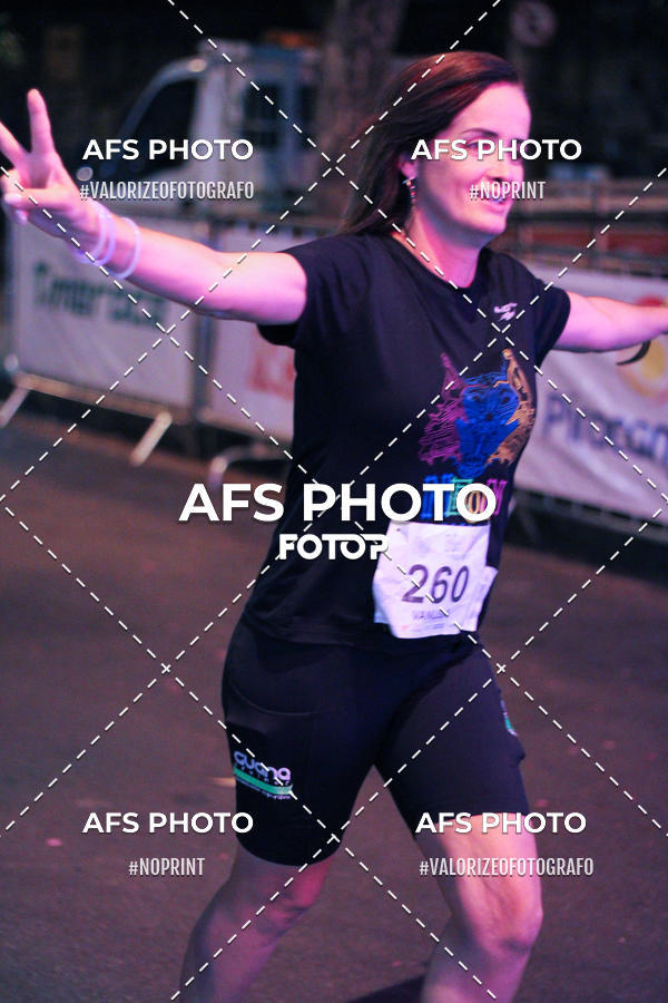 Buy your photos of the eventNeon Night Run 2019 - Belo Horizonte on Fotop