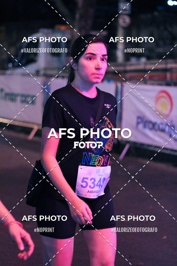Buy your photos of the eventNeon Night Run 2019 - Belo Horizonte on Fotop
