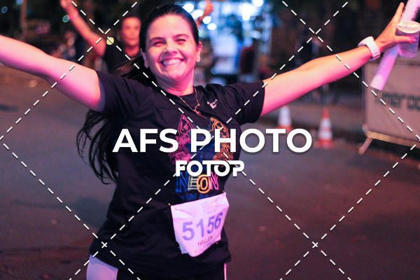 Buy your photos of the eventNeon Night Run 2019 - Belo Horizonte on Fotop