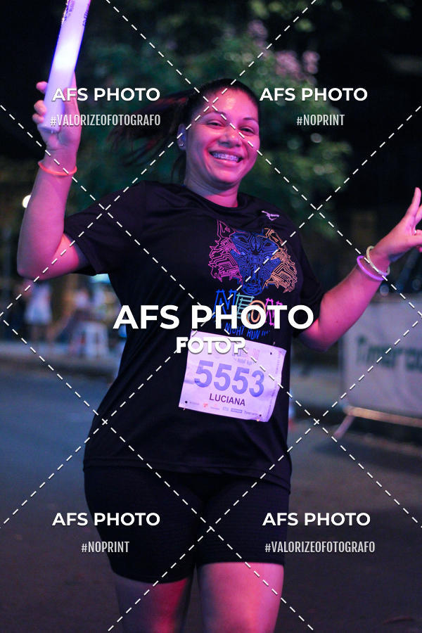 Buy your photos of the eventNeon Night Run 2019 - Belo Horizonte on Fotop