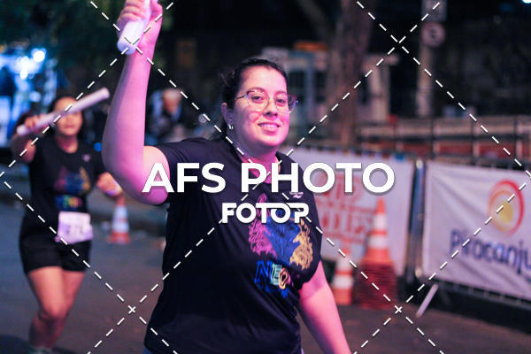 Buy your photos of the eventNeon Night Run 2019 - Belo Horizonte on Fotop