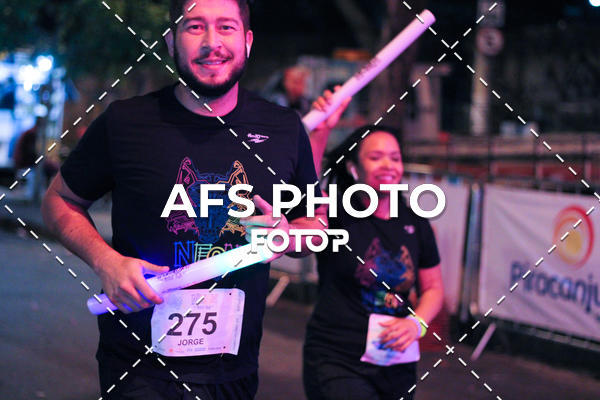 Buy your photos of the eventNeon Night Run 2019 - Belo Horizonte on Fotop