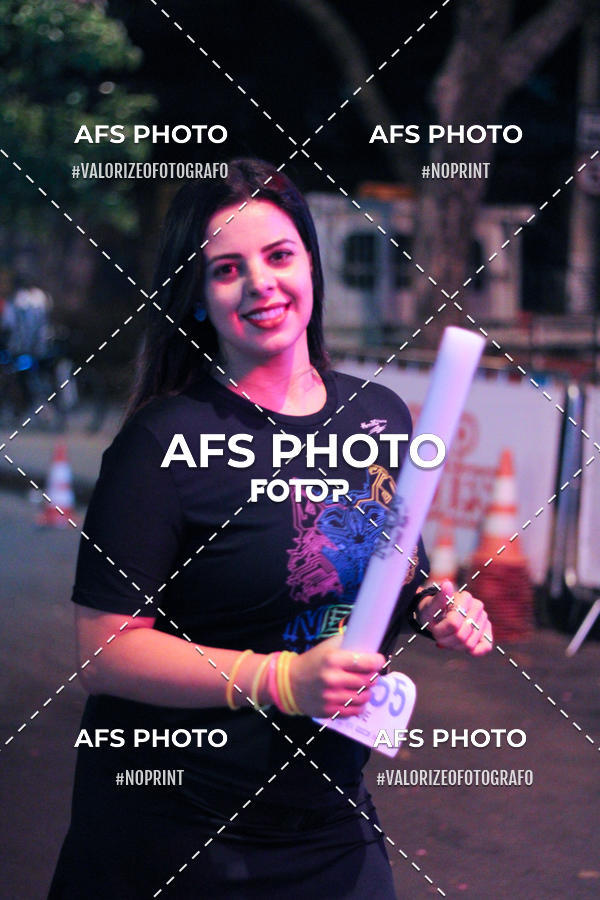 Buy your photos of the eventNeon Night Run 2019 - Belo Horizonte on Fotop