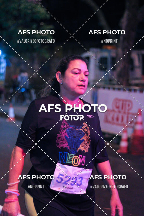 Buy your photos of the eventNeon Night Run 2019 - Belo Horizonte on Fotop