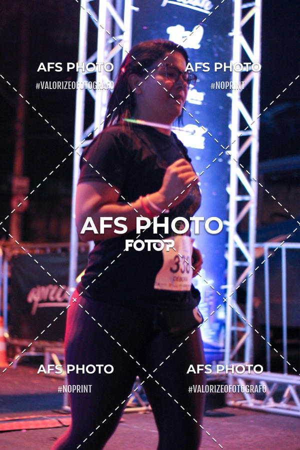 Buy your photos of the eventNeon Night Run 2019 - Belo Horizonte on Fotop