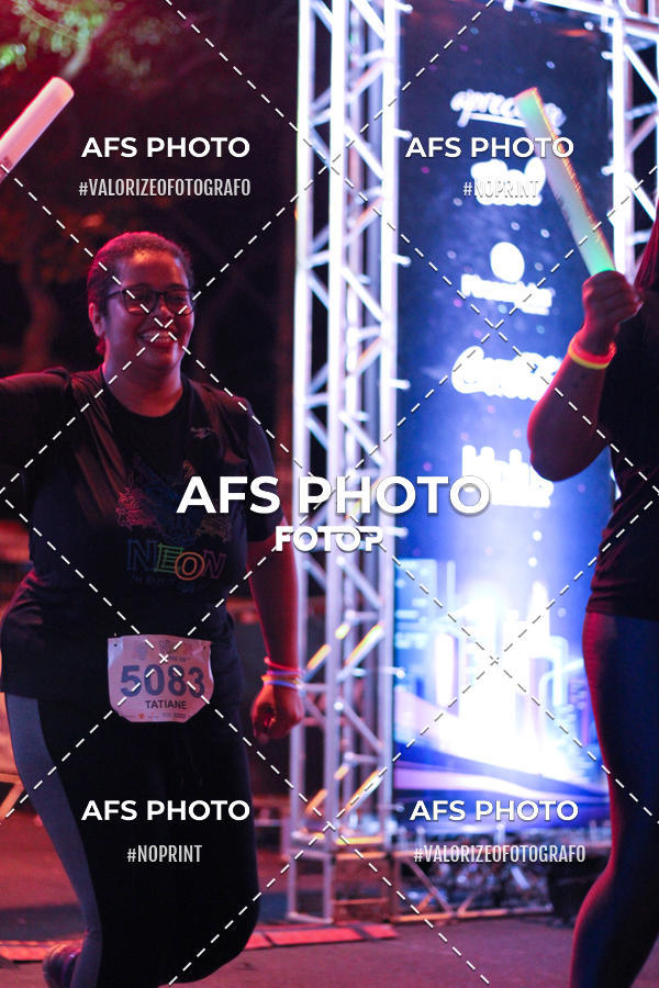 Buy your photos of the eventNeon Night Run 2019 - Belo Horizonte on Fotop