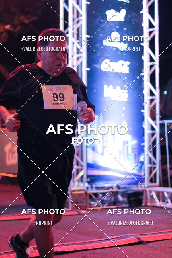 Buy your photos of the eventNeon Night Run 2019 - Belo Horizonte on Fotop