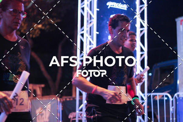 Buy your photos of the eventNeon Night Run 2019 - Belo Horizonte on Fotop