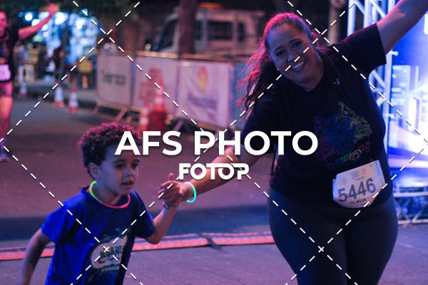 Buy your photos of the eventNeon Night Run 2019 - Belo Horizonte on Fotop