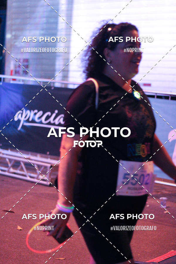 Buy your photos of the eventNeon Night Run 2019 - Belo Horizonte on Fotop