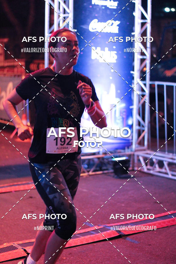 Buy your photos of the eventNeon Night Run 2019 - Belo Horizonte on Fotop