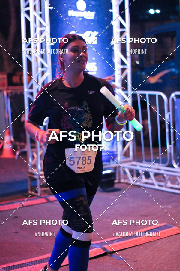 Buy your photos of the eventNeon Night Run 2019 - Belo Horizonte on Fotop