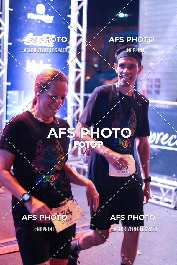 Buy your photos of the eventNeon Night Run 2019 - Belo Horizonte on Fotop