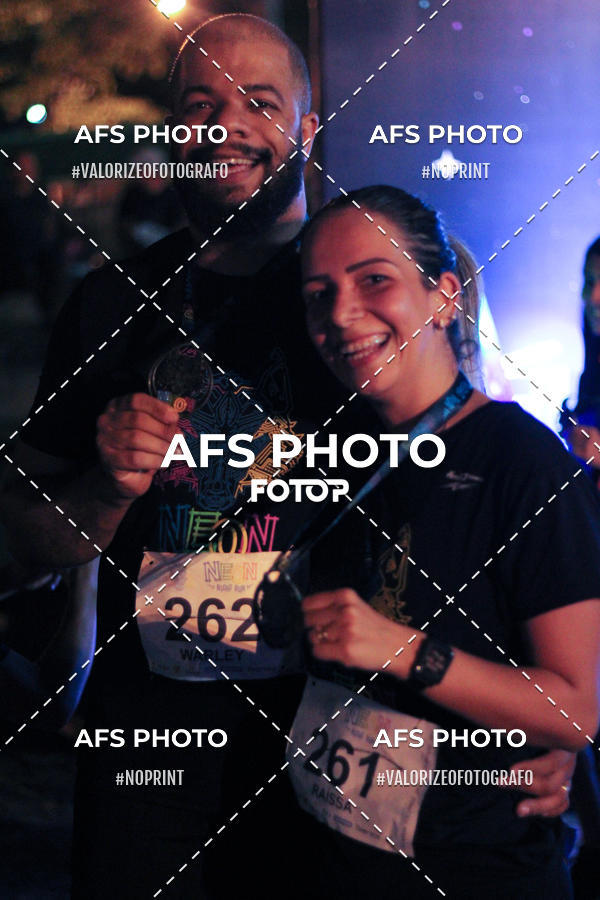 Buy your photos of the eventNeon Night Run 2019 - Belo Horizonte on Fotop