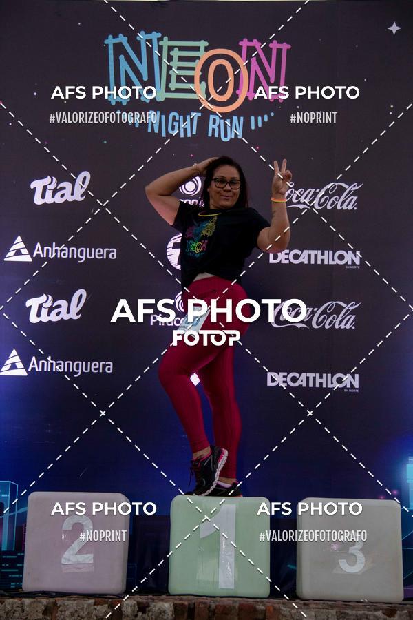 Compre suas fotos do eventoNeon Night Run 2019 - Belo Horizonte no Fotop