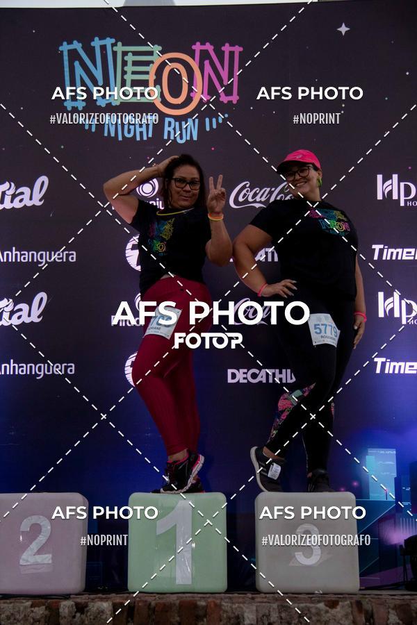 Compre suas fotos do eventoNeon Night Run 2019 - Belo Horizonte no Fotop