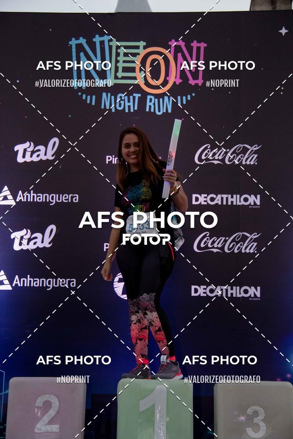 Compra tus fotos del eventoNeon Night Run 2019 - Belo Horizonte En Fotop