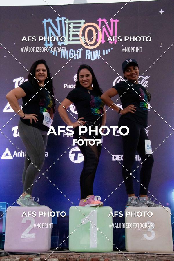 Compra tus fotos del eventoNeon Night Run 2019 - Belo Horizonte En Fotop