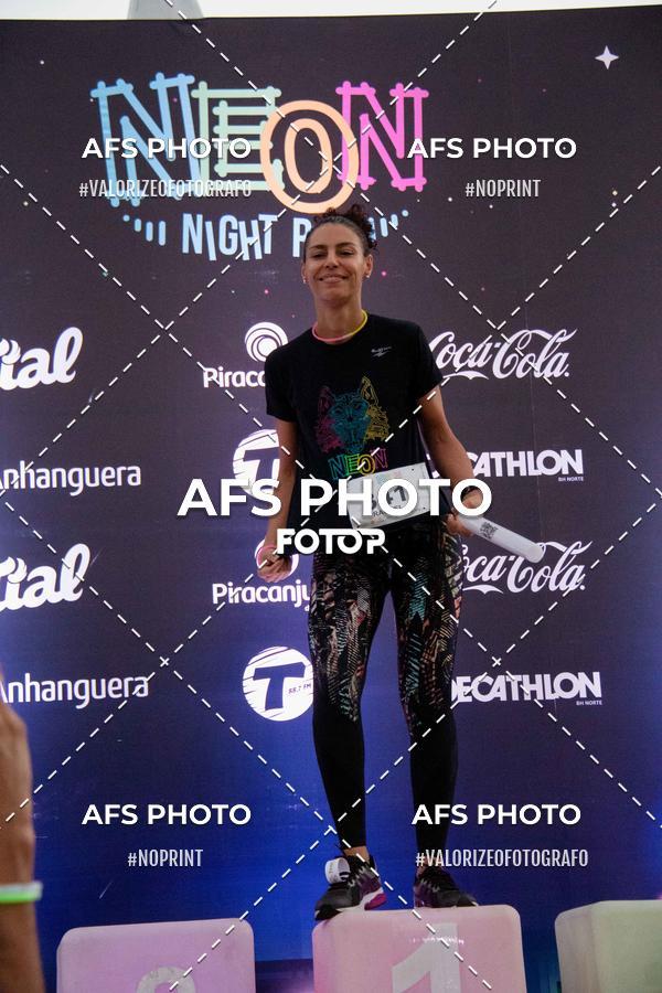 Compra tus fotos del eventoNeon Night Run 2019 - Belo Horizonte En Fotop
