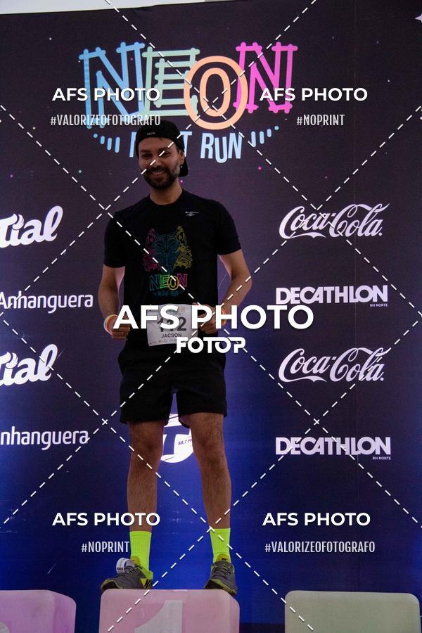 Compra tus fotos del eventoNeon Night Run 2019 - Belo Horizonte En Fotop