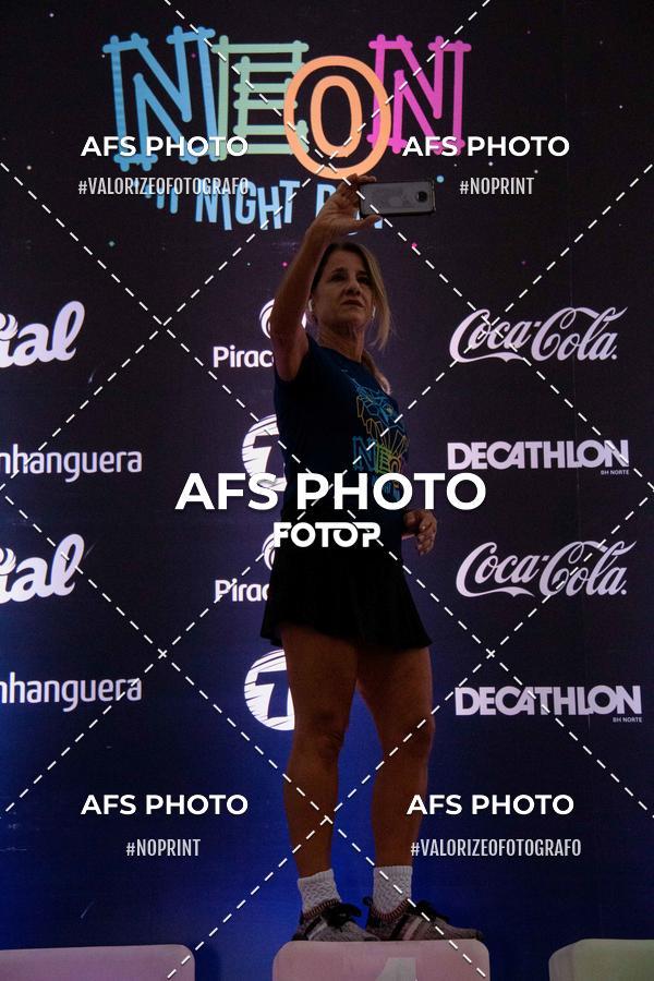 Compra tus fotos del eventoNeon Night Run 2019 - Belo Horizonte En Fotop