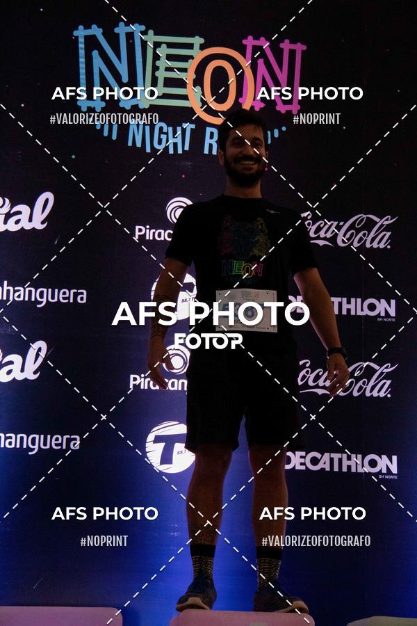 Compra tus fotos del eventoNeon Night Run 2019 - Belo Horizonte En Fotop