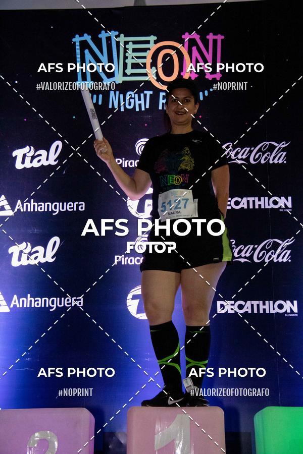 Buy your photos of the eventNeon Night Run 2019 - Belo Horizonte on Fotop