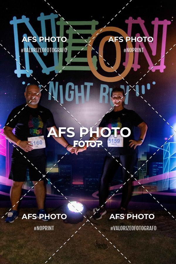 Buy your photos of the eventNeon Night Run 2019 - Belo Horizonte on Fotop