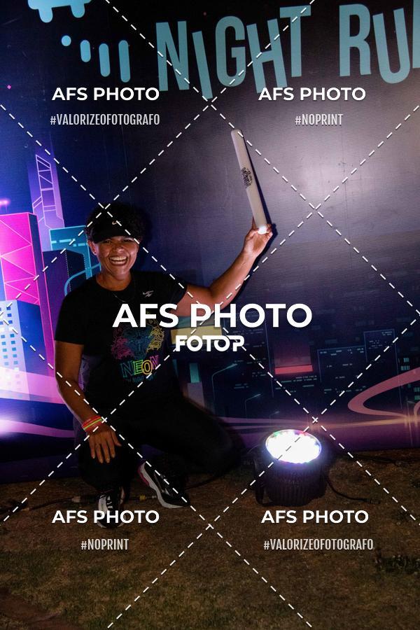 Buy your photos of the eventNeon Night Run 2019 - Belo Horizonte on Fotop