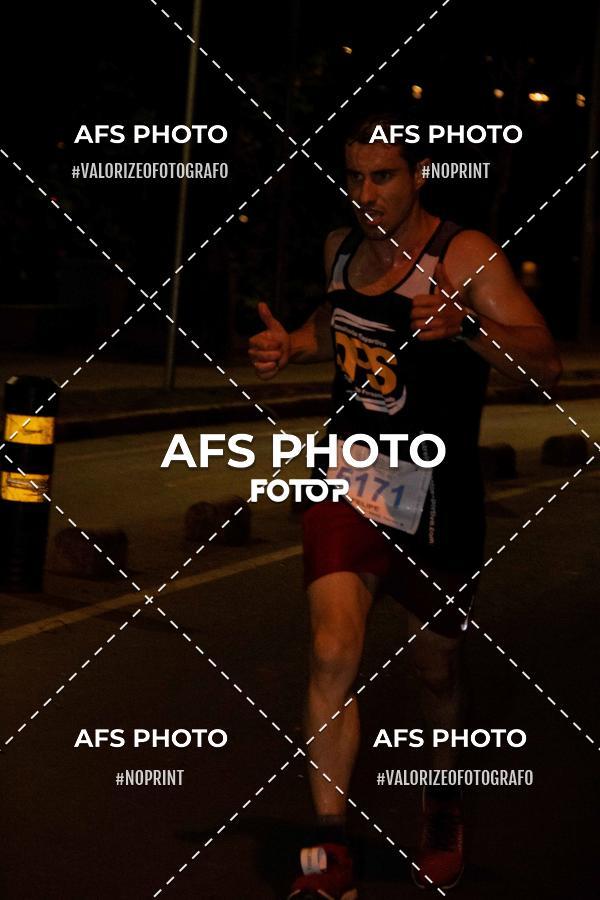 Compra tus fotos del eventoNeon Night Run 2019 - Belo Horizonte En Fotop