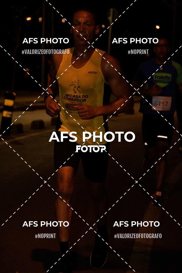 Compra tus fotos del eventoNeon Night Run 2019 - Belo Horizonte En Fotop