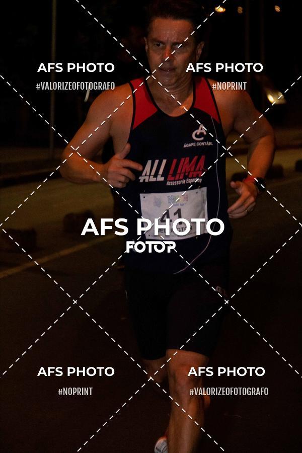 Compra tus fotos del eventoNeon Night Run 2019 - Belo Horizonte En Fotop