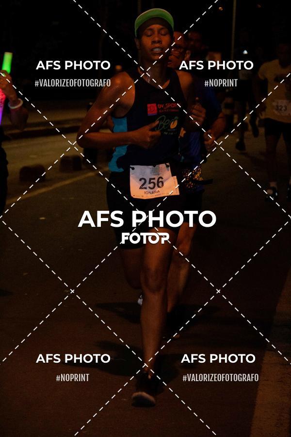 Compra tus fotos del eventoNeon Night Run 2019 - Belo Horizonte En Fotop