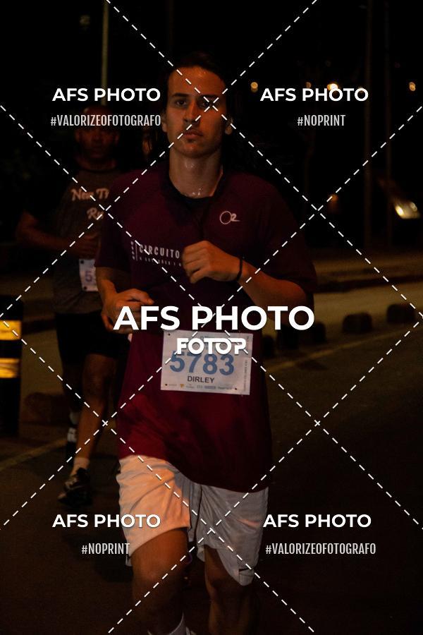 Compra tus fotos del eventoNeon Night Run 2019 - Belo Horizonte En Fotop