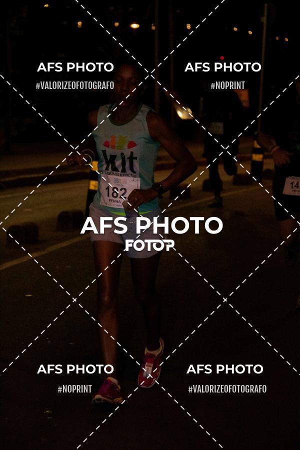 Compra tus fotos del eventoNeon Night Run 2019 - Belo Horizonte En Fotop