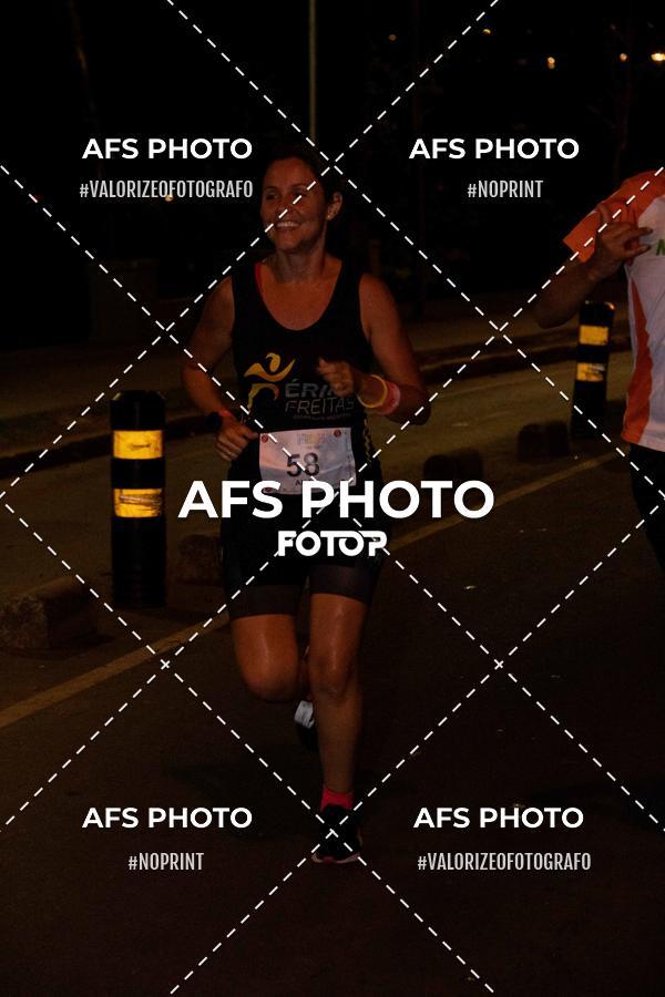 Buy your photos of the eventNeon Night Run 2019 - Belo Horizonte on Fotop