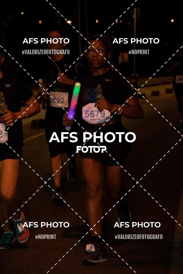 Buy your photos of the eventNeon Night Run 2019 - Belo Horizonte on Fotop
