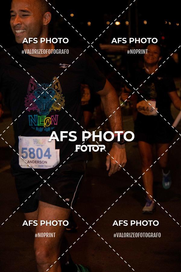 Buy your photos of the eventNeon Night Run 2019 - Belo Horizonte on Fotop