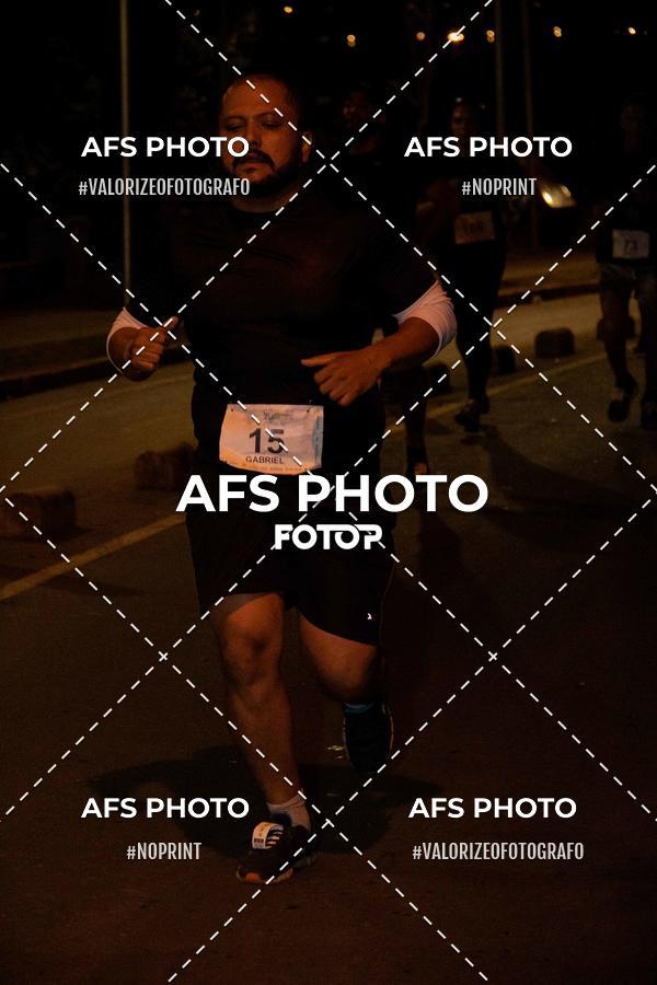 Buy your photos of the eventNeon Night Run 2019 - Belo Horizonte on Fotop