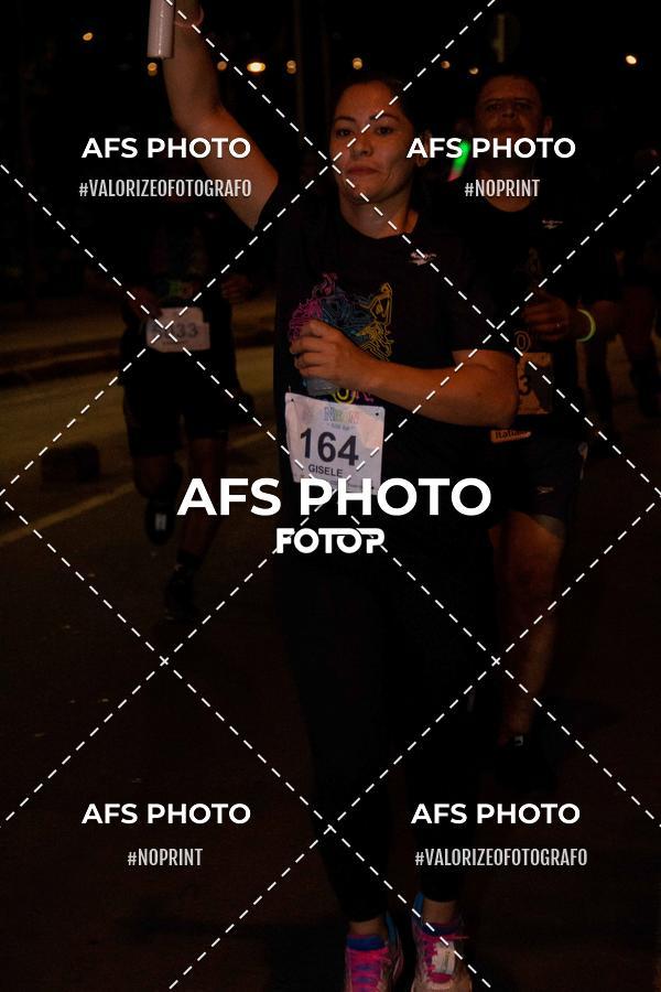 Acquista le foto dell'eventoNeon Night Run 2019 - Belo Horizonte in Fotop