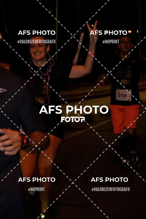 Acquista le foto dell'eventoNeon Night Run 2019 - Belo Horizonte in Fotop
