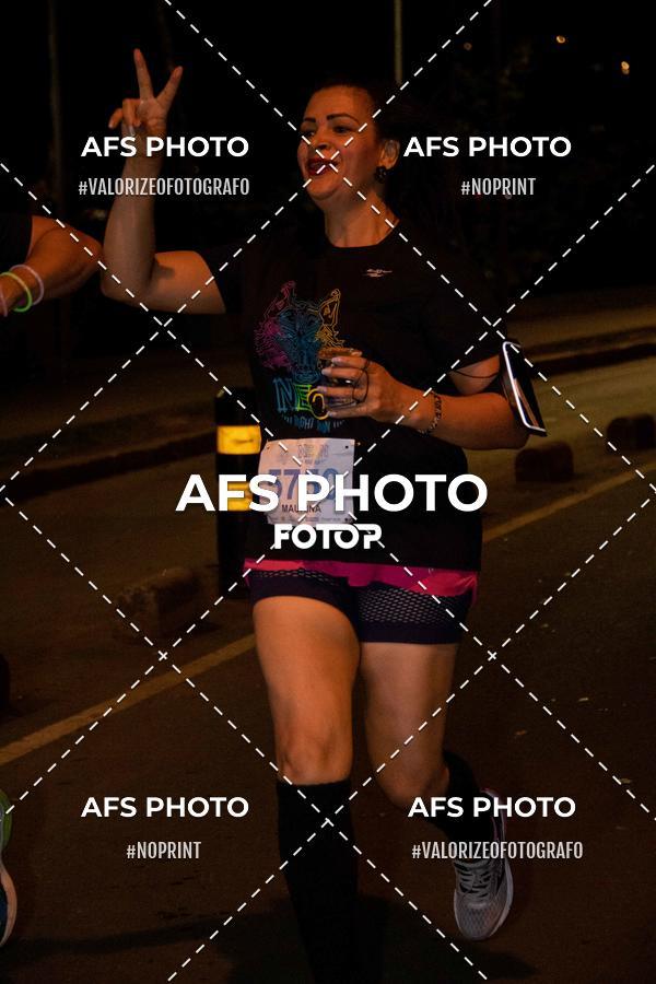 Acquista le foto dell'eventoNeon Night Run 2019 - Belo Horizonte in Fotop