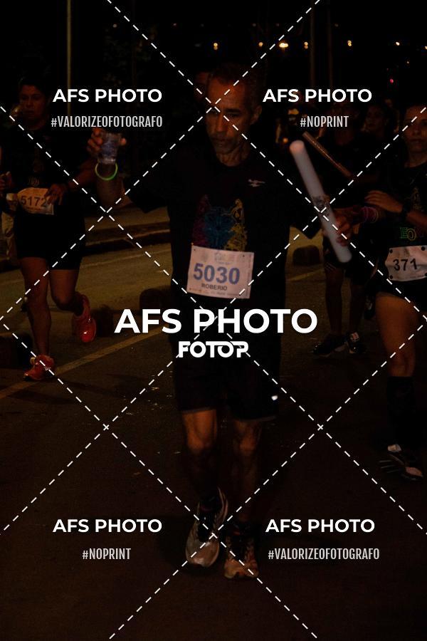 Acquista le foto dell'eventoNeon Night Run 2019 - Belo Horizonte in Fotop
