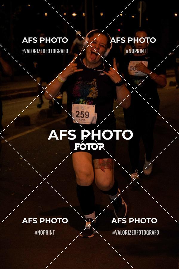 Acquista le foto dell'eventoNeon Night Run 2019 - Belo Horizonte in Fotop